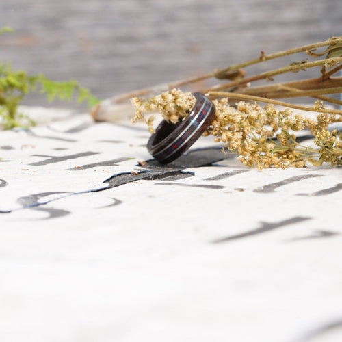 (In Stock) Scots-Irish Tartan Ring -  Rosewood with Center Flower of Scotland Tartan & Dual Silver Inlays  Size 7.5/8mm